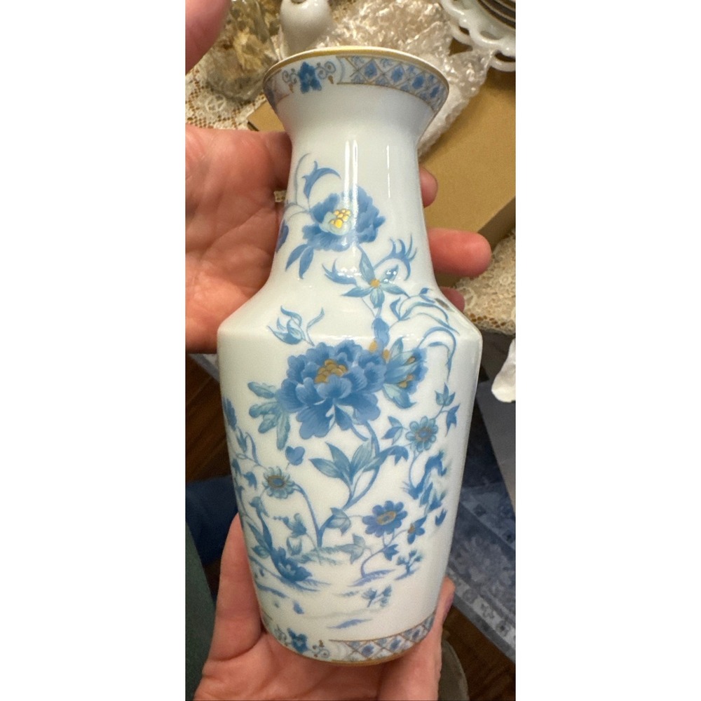 Haviland Limoges Marie-Louise Blue Floral Porcelain Vase France Gold Trim 7.75in